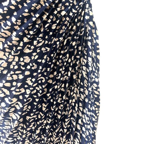 New Vici Ever After One Shoulder Ruched Maxi Dress Navy Cream  Medium - Picture 10 of 13